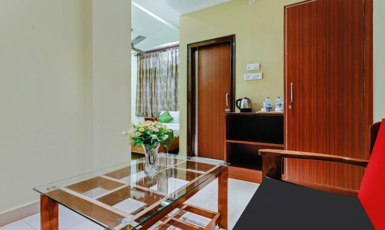 Treebo Trend Prabash Atithi Griha Hotel Гувахати Екстериор снимка