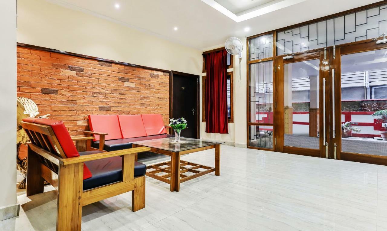 Treebo Trend Prabash Atithi Griha Hotel Гувахати Екстериор снимка