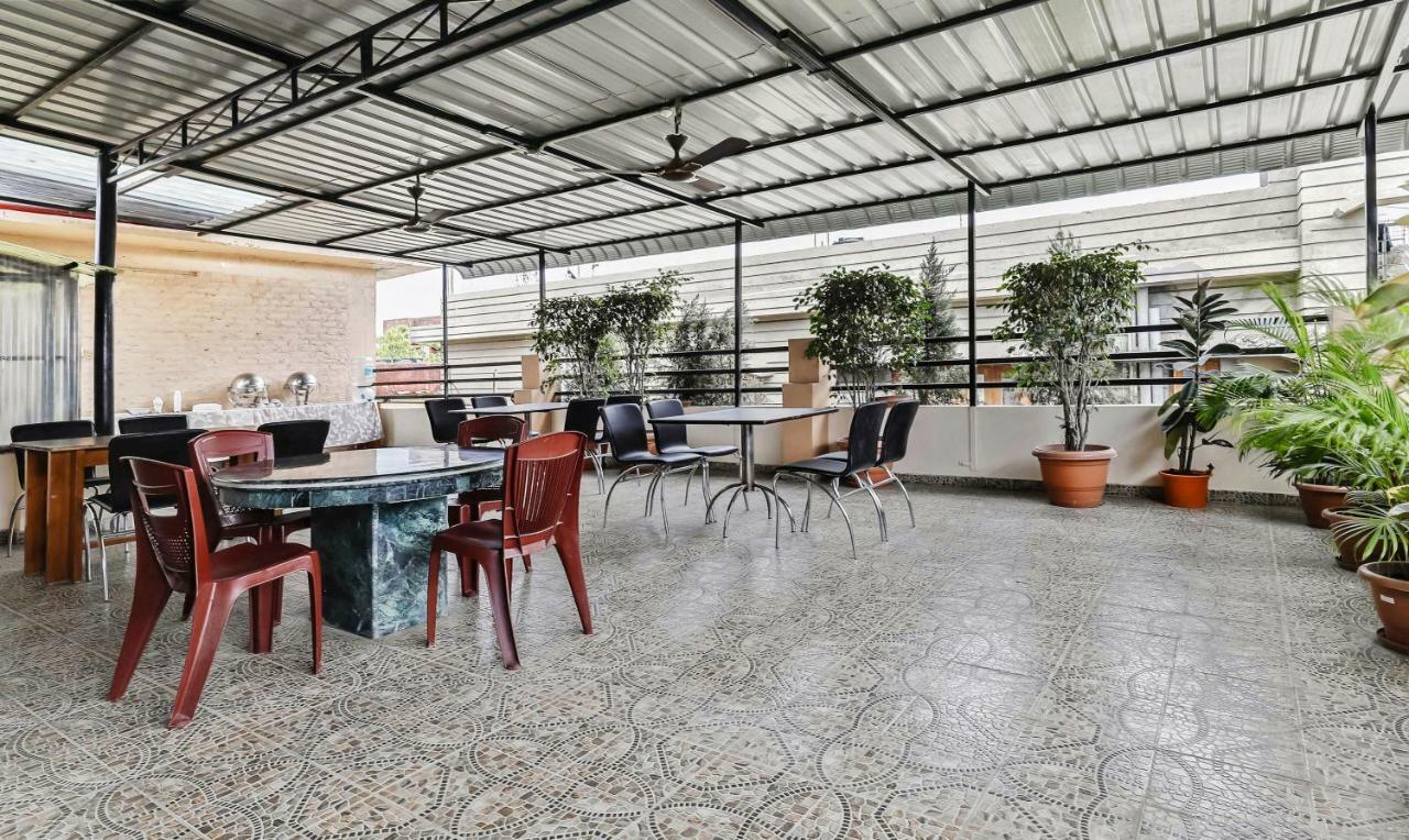 Treebo Trend Prabash Atithi Griha Hotel Гувахати Екстериор снимка